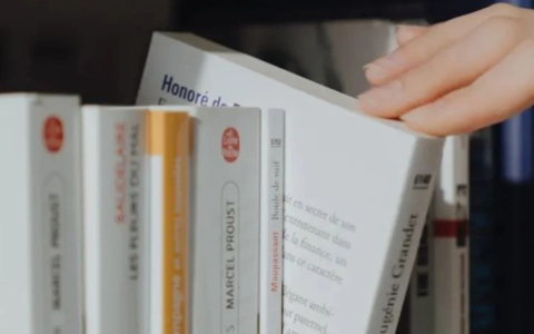 普通人如何出版一本书？丨文章备份